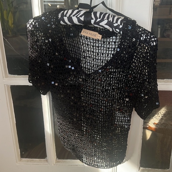 Aya Muse Deco sequin polo mesh top - Picture 4 of 4